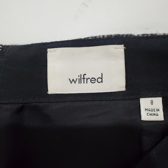 Aritzia wool front tie skirt - Picture 3 of 3